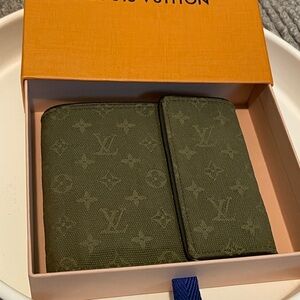 Louis Vuitton Mini Lin Khaki Monogram denim leather Wallet GUC